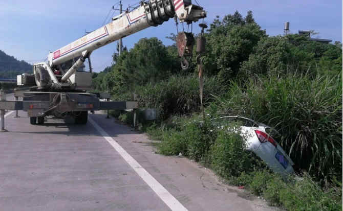 广水重载吊车救援 广水重载吊车救援